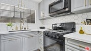 Photo - 5500 Owensmouth Ave Condo Unit 223