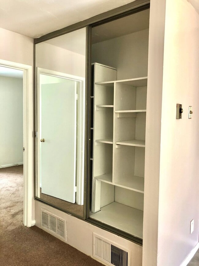 Photo - Bright 2bd/2bth in Quiet Del Mar Gated Community