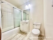 Photo - 982 S New Hampshire Ave Unit 201