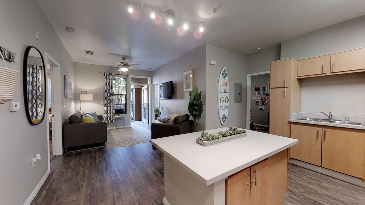 3D Tour - Fifty Twenty-Five