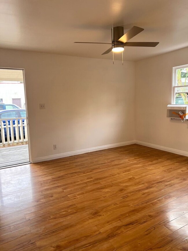 Photo - 14841 Sylvan St Unit 14843.5