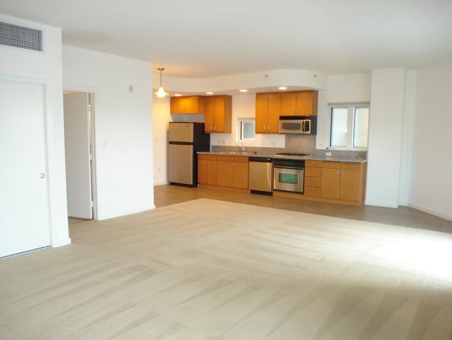Photo - 550 15th St Unit 401