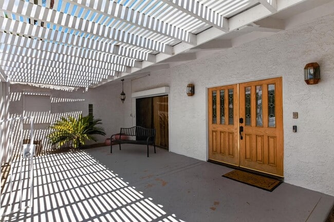 Photo - 70325 Mottle Cir