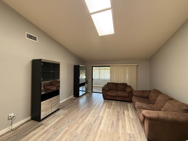 Photo - 2 Bed / 2 Bath - Capri is Ready for You