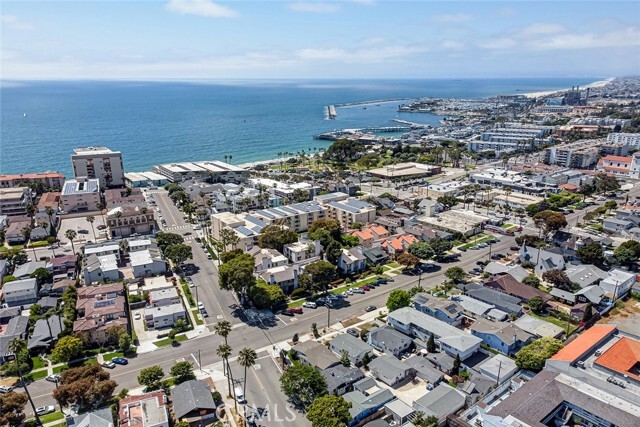 Photo - 426 S Broadway