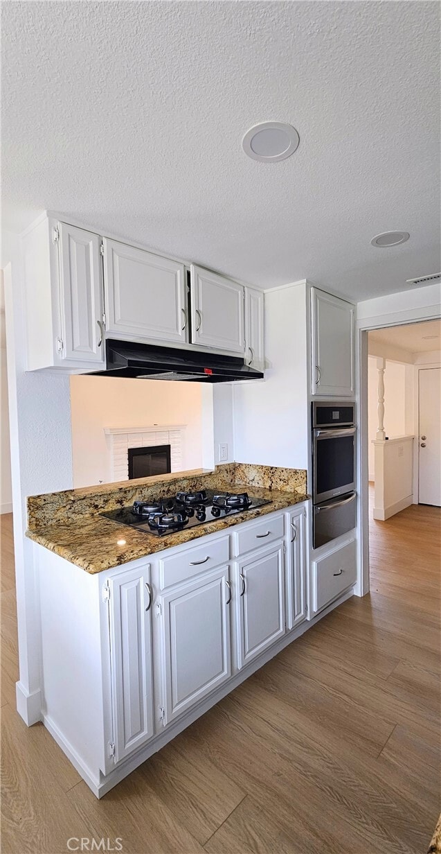 Photo - 637 Gaillard St