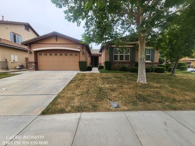 Building Photo - Eastvale 3 Bedroom Home