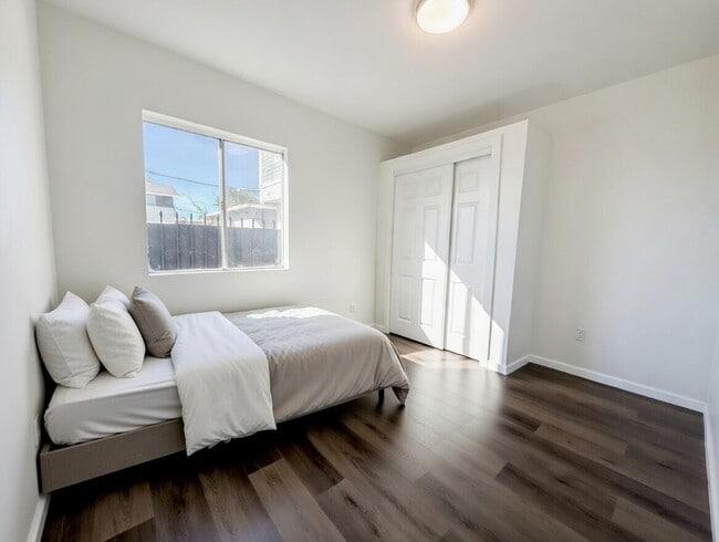 Photo - 1109 Exposition Blvd