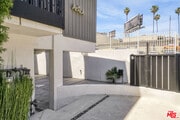 Photo - 1445 1/2 N Martel Ave Townhome