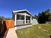 Photo - 211 E Walnut Ave