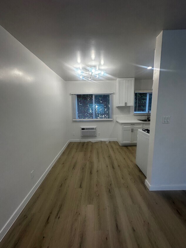 Floor Plan - 2 Bedroom 2 Bath