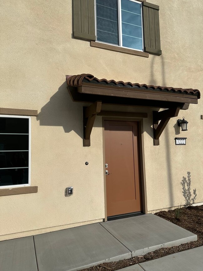 Photo - 3 Bedroom 2.5 Bath New build home in Highgrove!