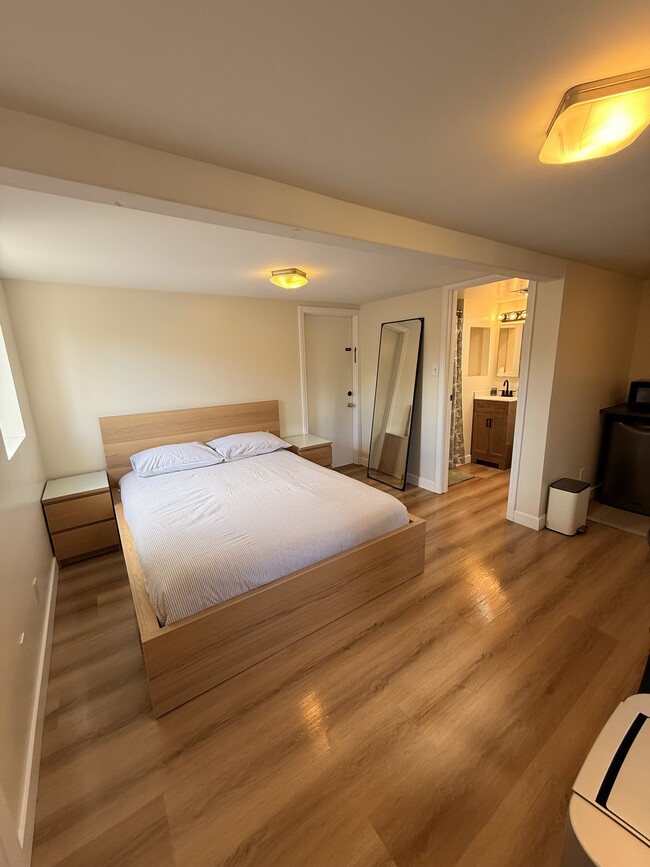 Photo - 1295 Foothill Dr Unit Studio