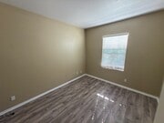 Photo - 1280 Haglar Wy