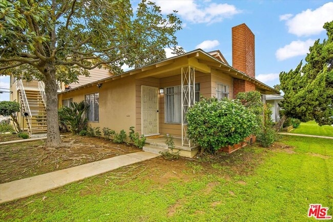 Building Photo - 2224 W Imperial Hwy Unit One