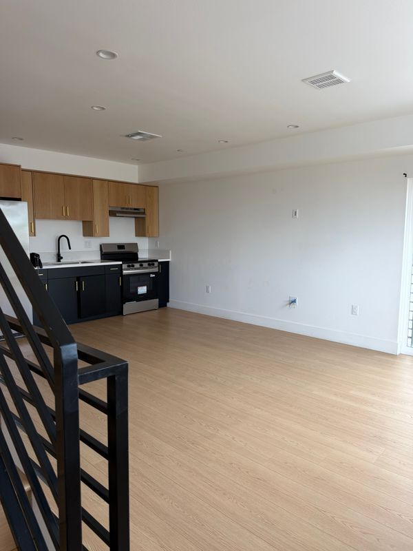 Photo - 1400-1457 57th St