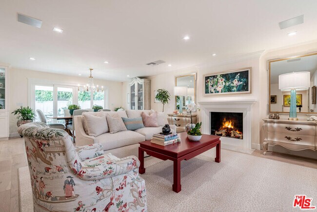 Photo - 10821 Savona Rd