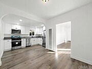 Photo - 2040 Earl St