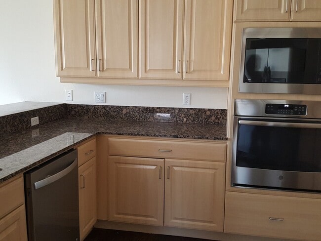 Photo - Beautiful 3 Bedroom home