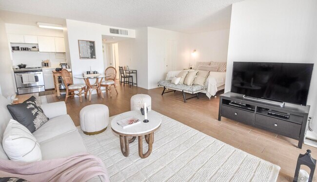 Photo - 1720 Avenida Del Mundo Unit 501