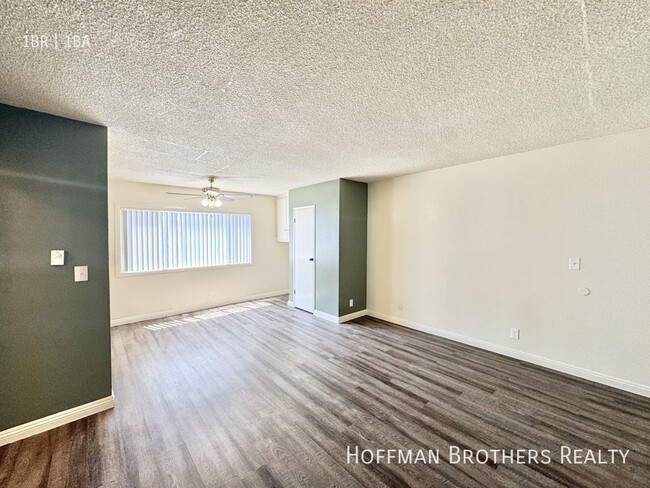 Photo - 6729 Cleon Ave Unit 30