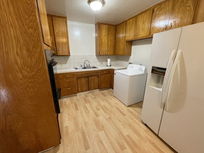 Kitchen - 2207 Carnegie Ln Unit 2207 Carnegie Lane  A