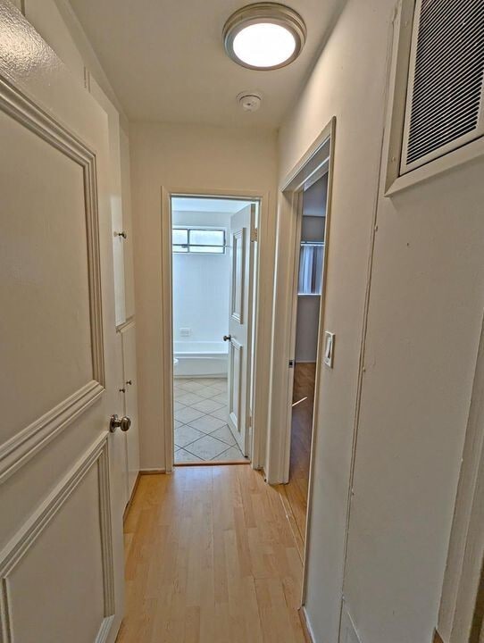 Photo - 10776 Rose Ave Unit 4