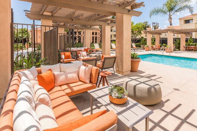 Photo - San Mateo Apartment Homes