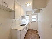 Photo - 154 E Eagle St Apartment Unit 01