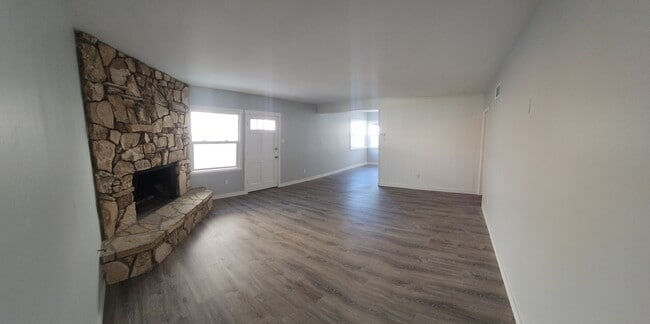 Photo - 414 Avenue F Unit A