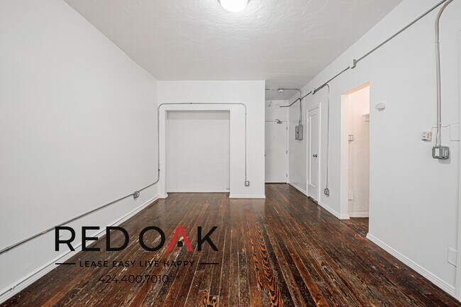 Photo - 854 S Oxford Ave Unit 309