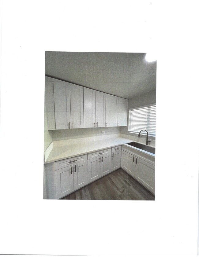 Building Photo - 1472 S Wooster St Unit 6