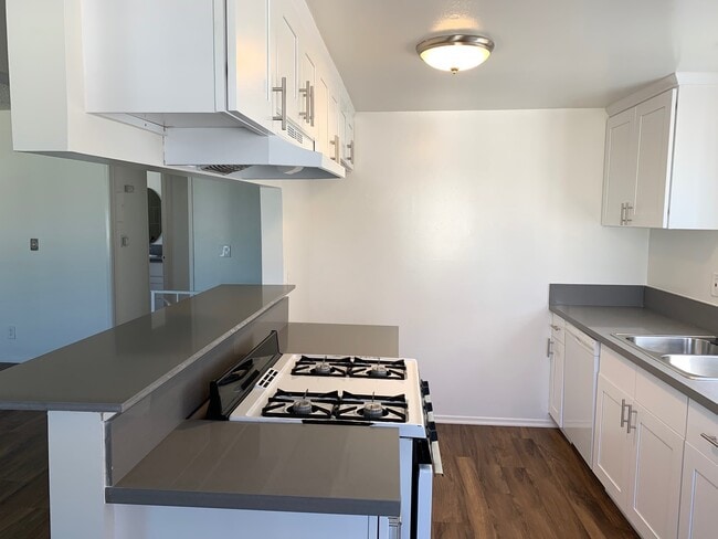 Photo - 206 Unit 206-740A