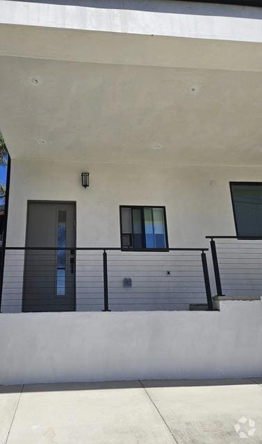 Building Photo - 3361 McGraw St Rental
