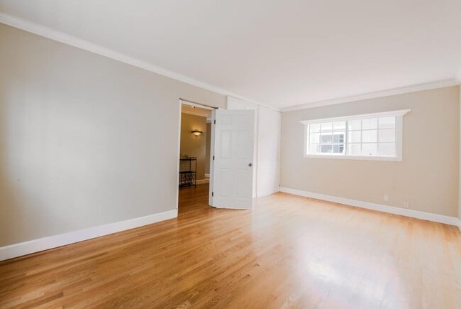 Photo - 1639 Carlson Ln