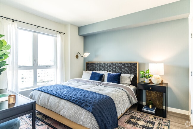 1BR, 1BA - 792 SF - Volta on Pine