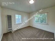 Photo - 1054 E 7th St