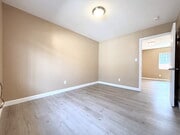 Photo - 1385 E Vernon Ave Condo