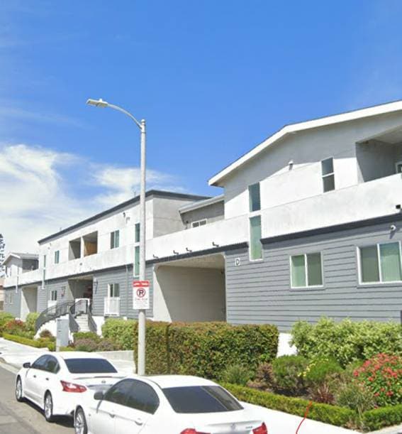 Photo - 15121 Rayen St Apartment Unit 11