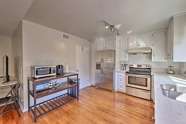 Photo - 123 Undisclosed