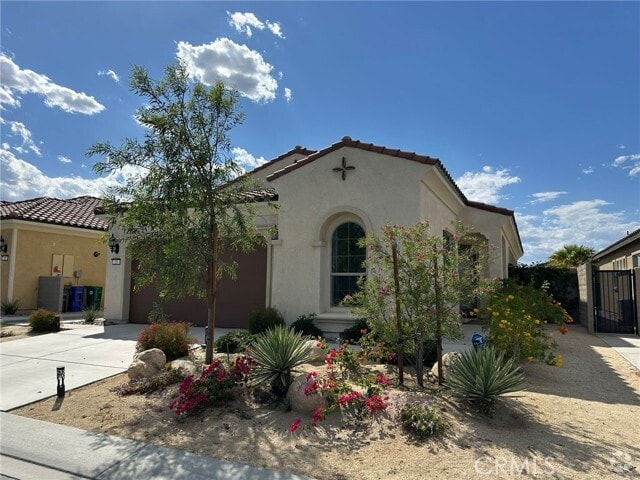 Building Photo - 26 Carmenere Rental
