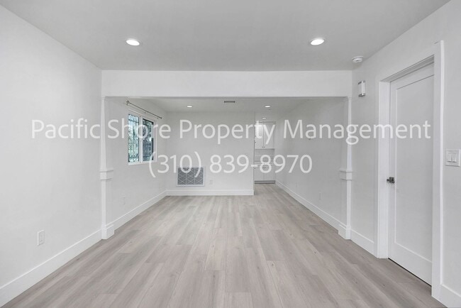 Photo - 696 San Juan Ave