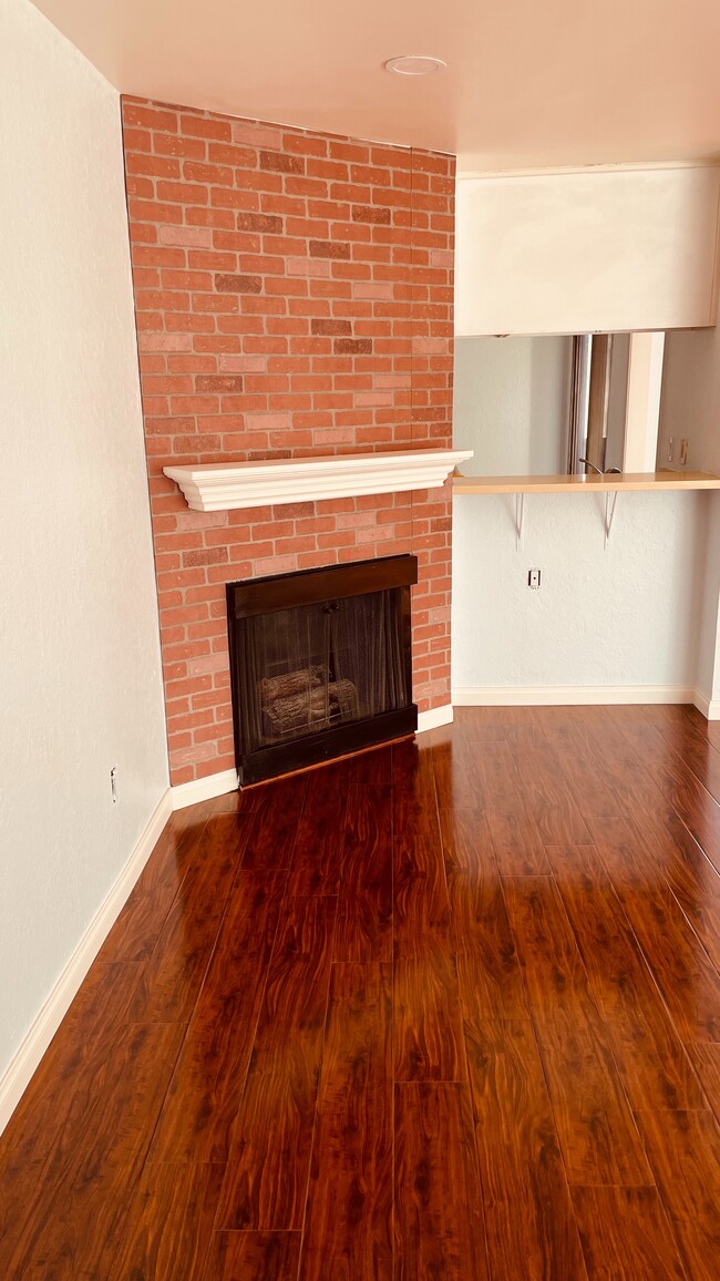 Photo - 515 N Jackson St Unit 112