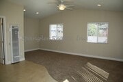 Photo - 422 N Clementine St