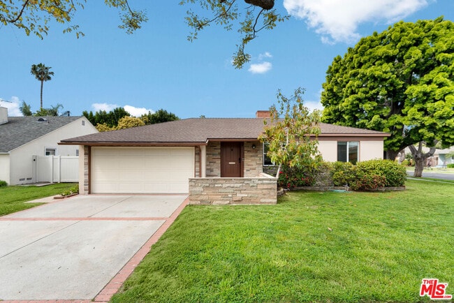 Photo - 3101 Purdue Ave