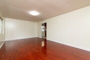 Photo - Chester Duplex Apartment Unit 438