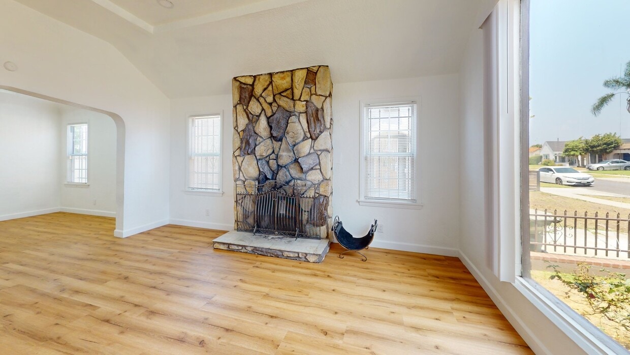 3D Tour - 7707 Harvard Blvd House