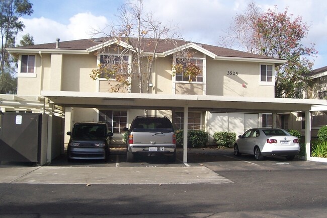 Building Photo - Beautiful 3 Bedroom 2 Bathroom Condo Cats ...