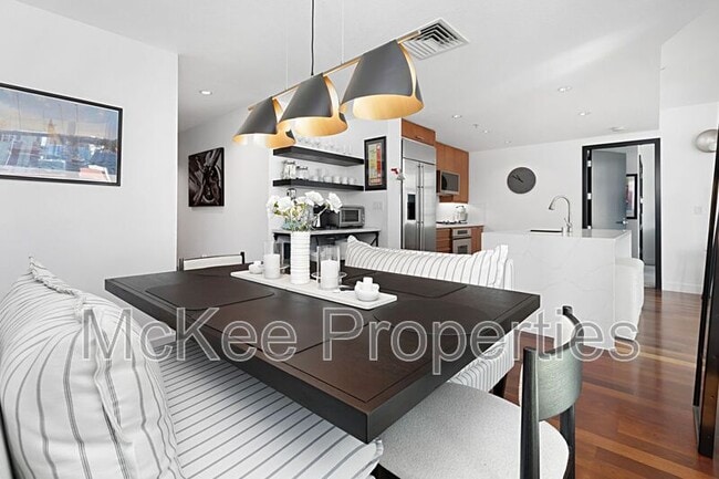 Photo - 1199 Pacific Hwy Unit #603