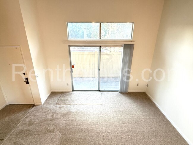 Photo - 2764 Meadow Lark Dr